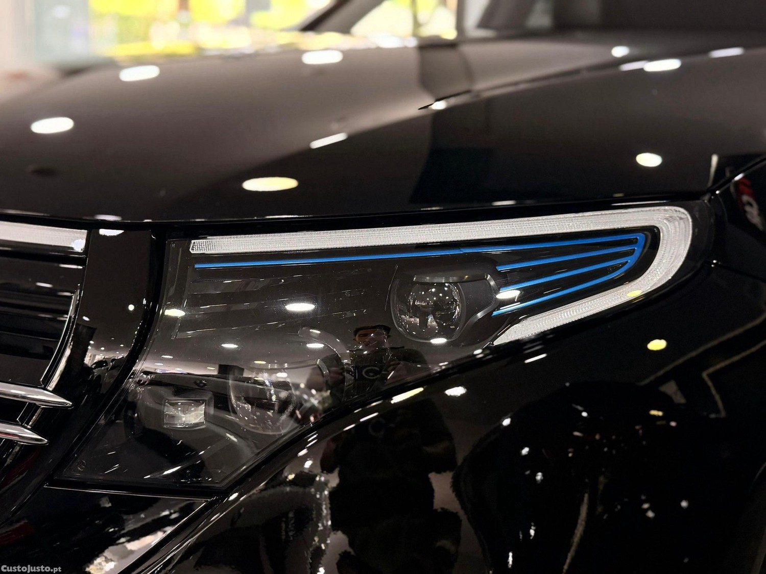 Mercedes-Benz EQC 400 400 4Matic AMG Line - 20 — photo 2