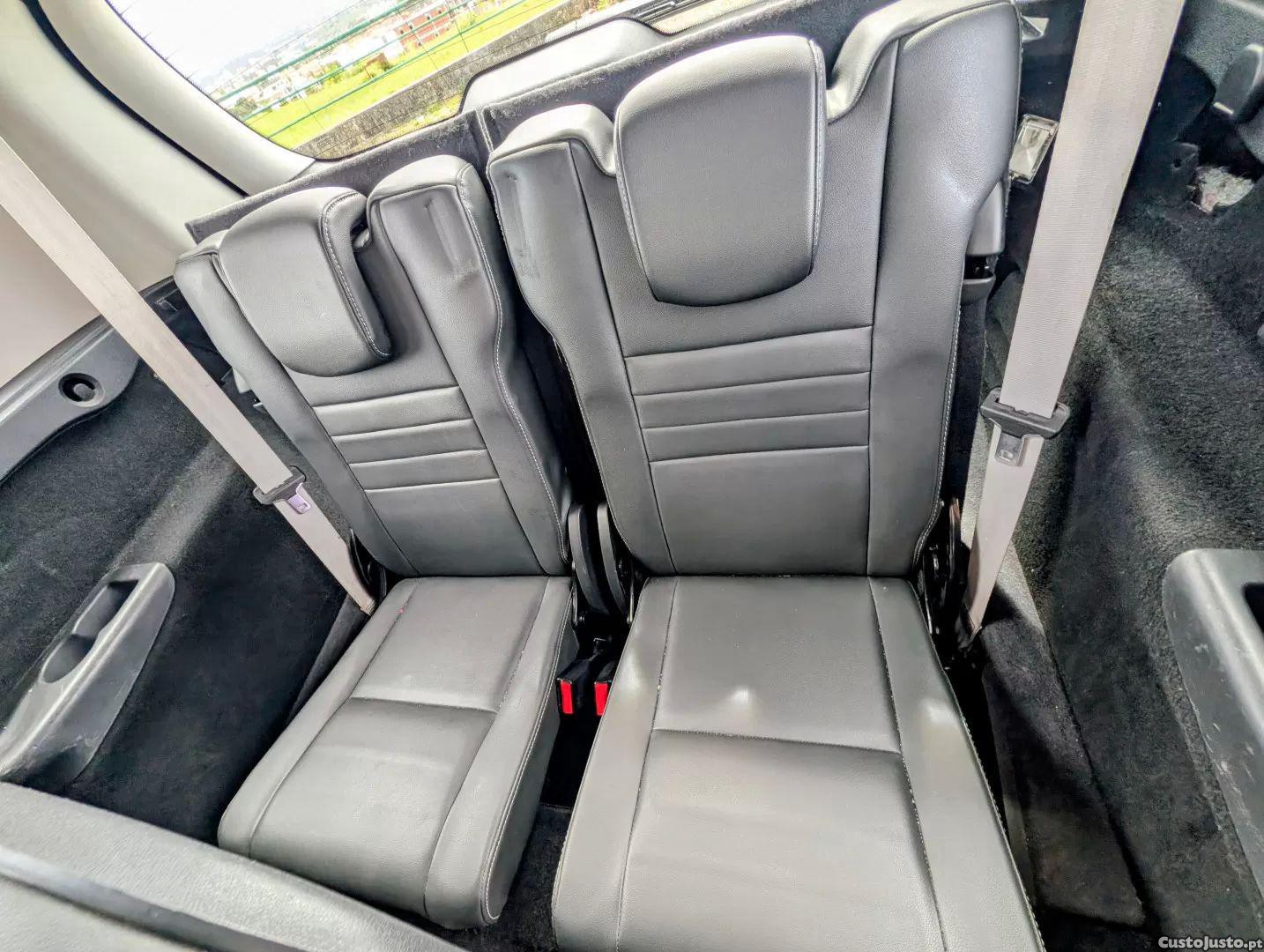 Renault Grand Scénic 1.5 dci bose edition 7l edc — fotografia 14