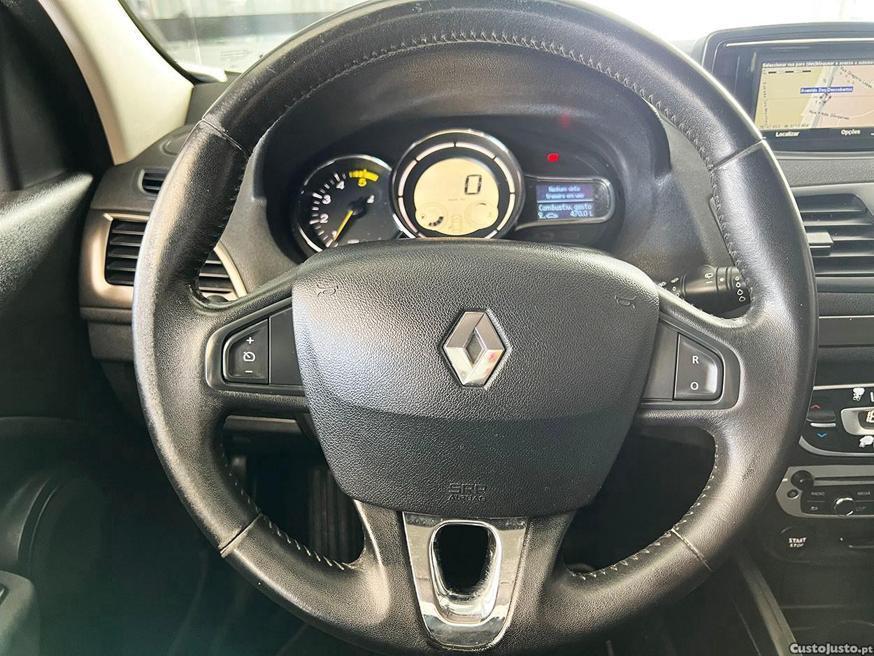 Renault Mégane Sport Tourer 1.5 dCi Confort SS — fotografia 13