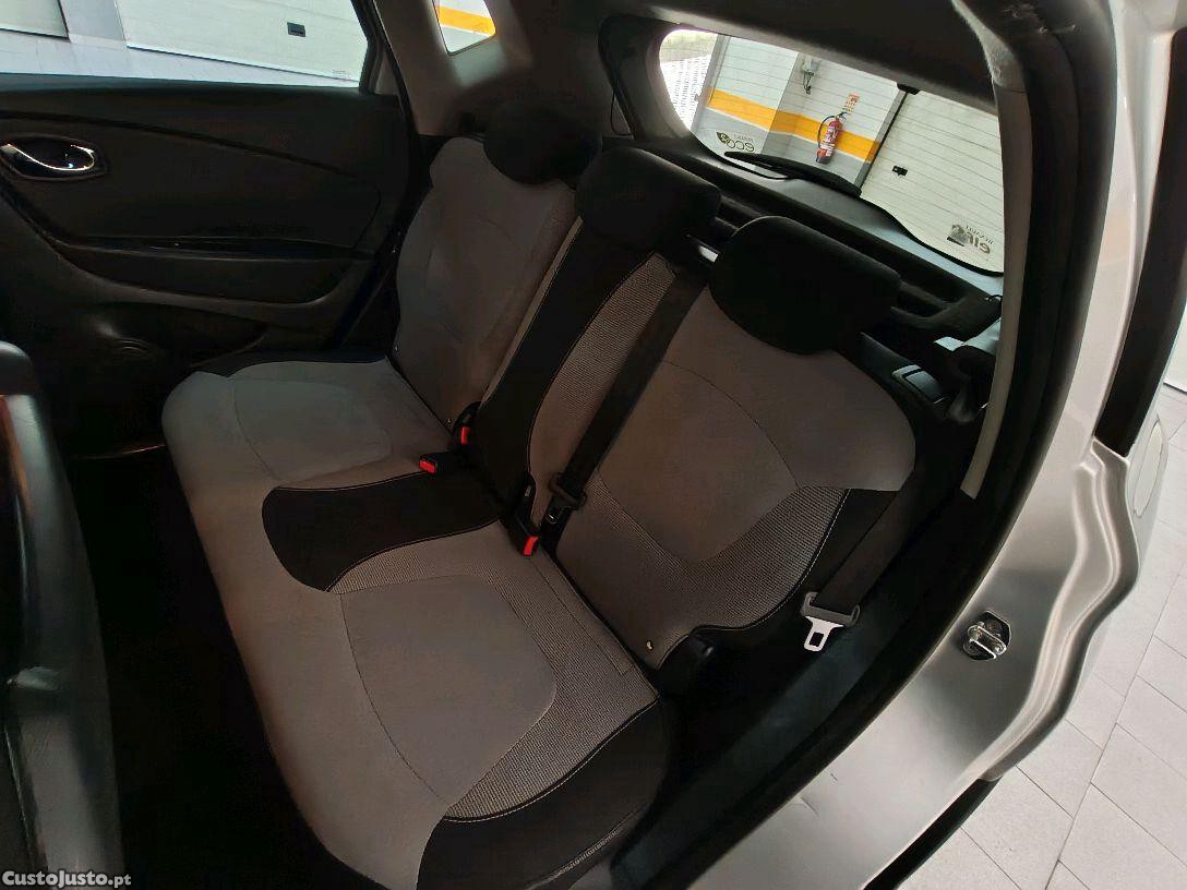 Renault Captur Exclusive — fotografia 3