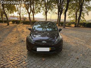 Ford Fiesta 1.4 TDCI — fotografia 10