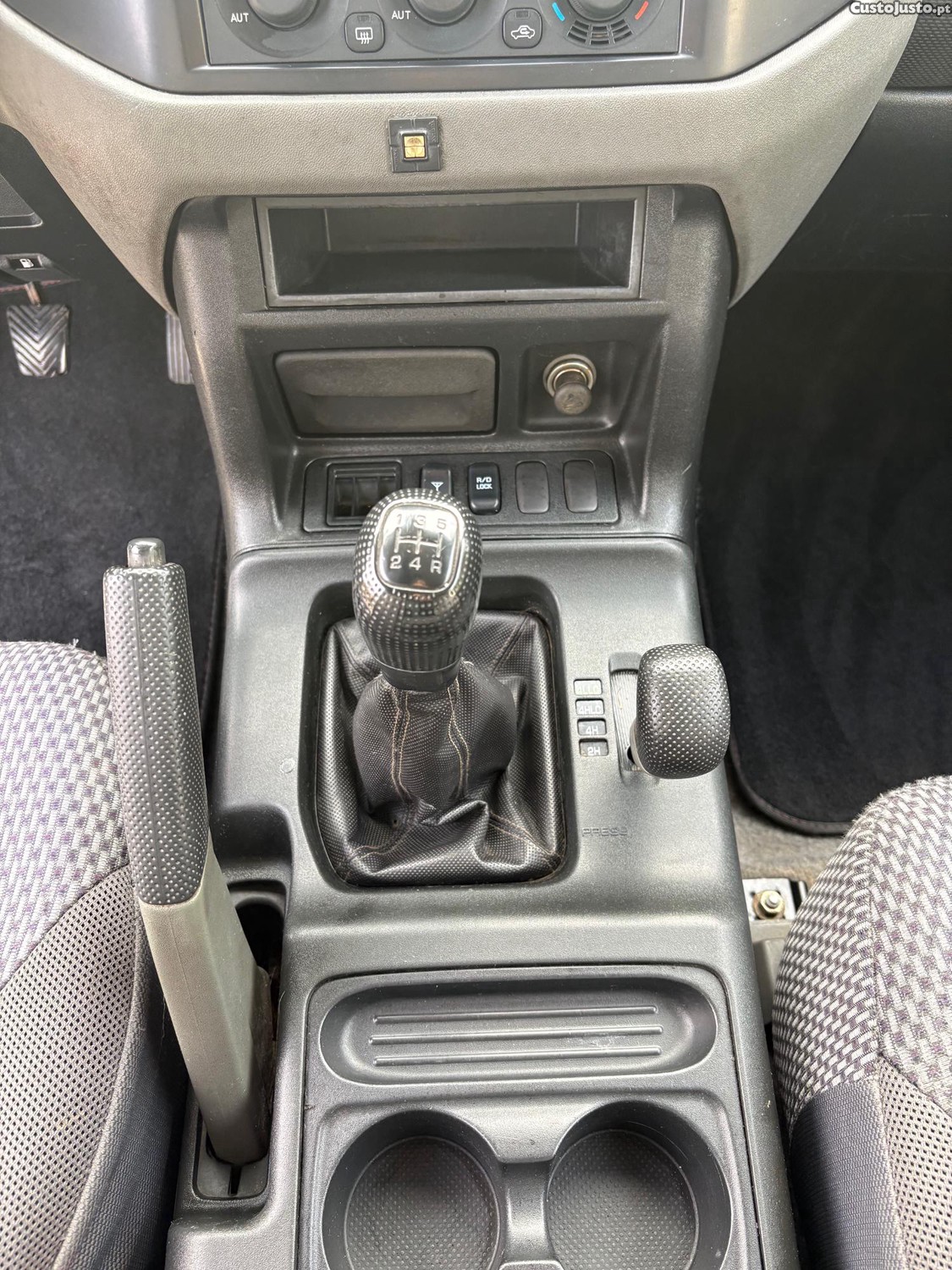 Mitsubishi Pajero GLS 3.2 DiD 165cv — fotografia 6