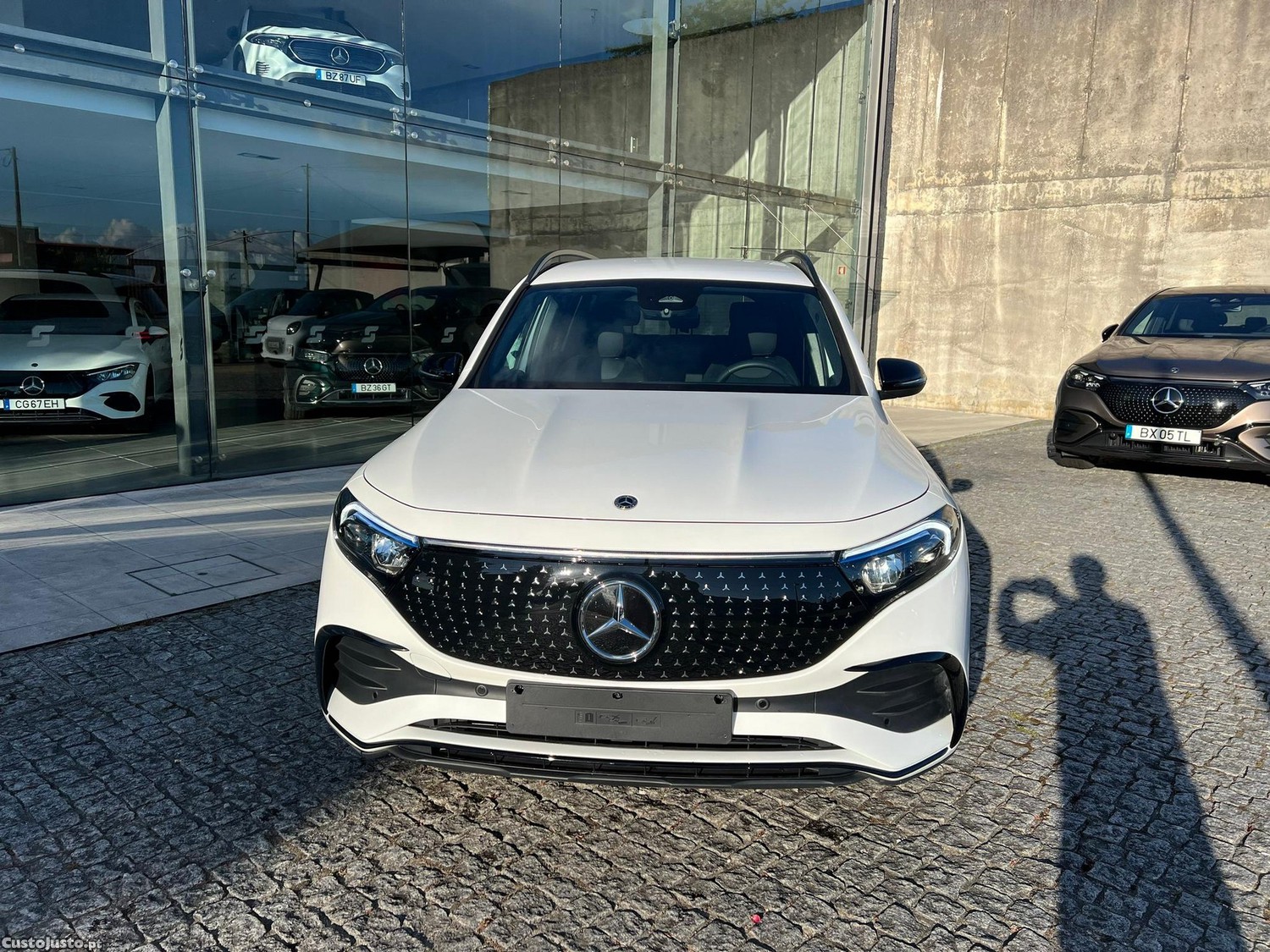 Mercedes-Benz EQB 4Matic AMG Line — fotografia 24