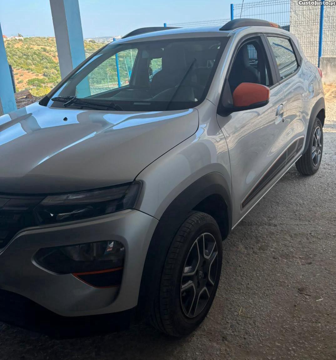 Dacia Spring Confort Plus — fotografia 7