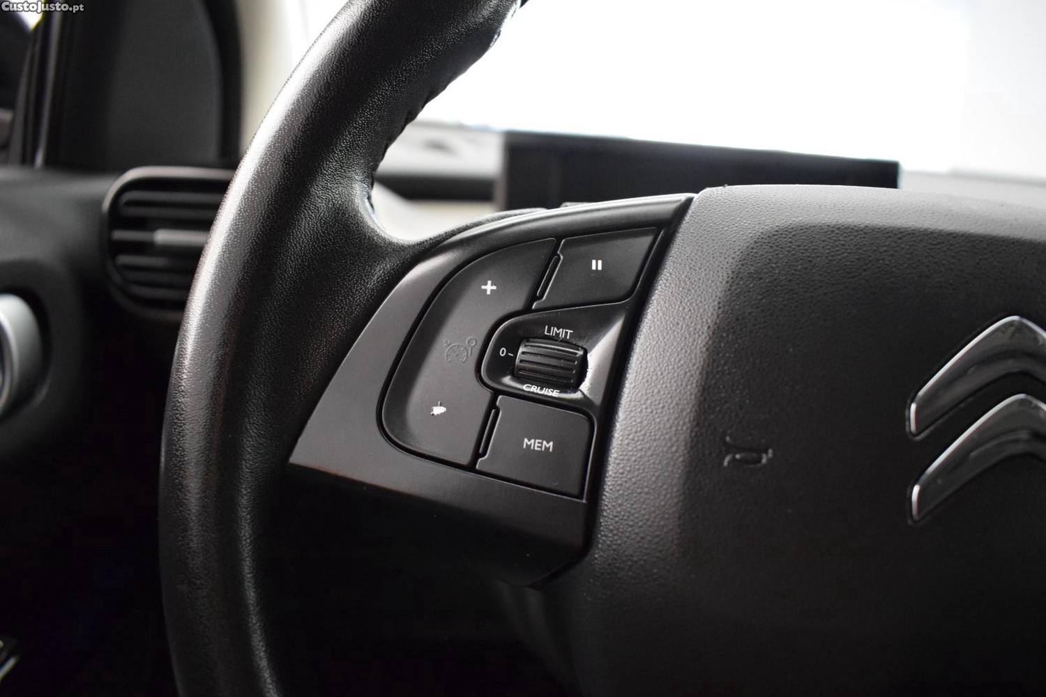 Citroën C4 CACTUS 1.2 THP — fotografia 14