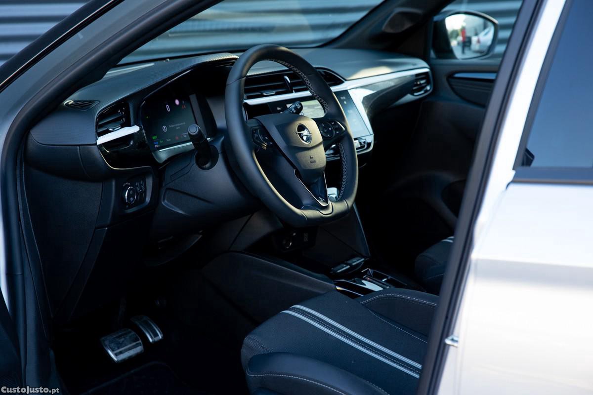 Opel Corsa e e-GS — fotografia 6