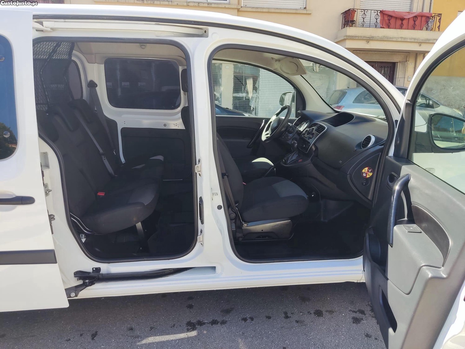 Renault Kangoo Express Z.E. 33 5 lug. eléctrico — fotografia 11