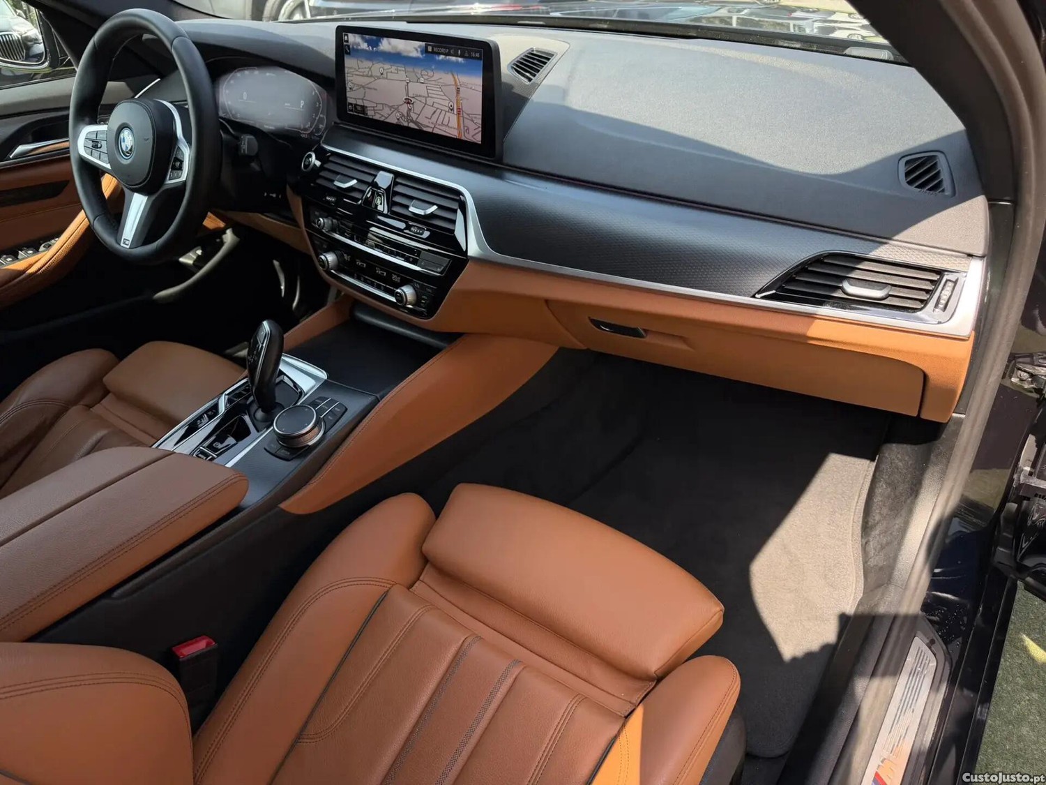 BMW 520 e Pack M — fotografia 14