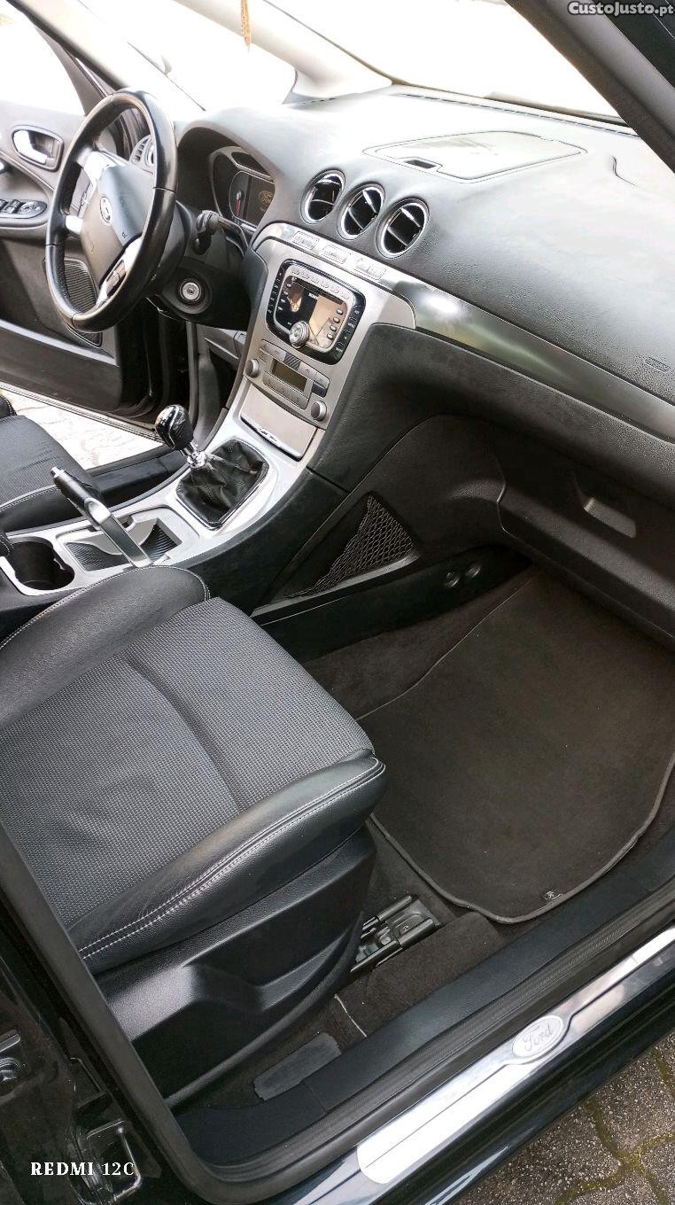 Ford S-Max Titanium — fotografia 5