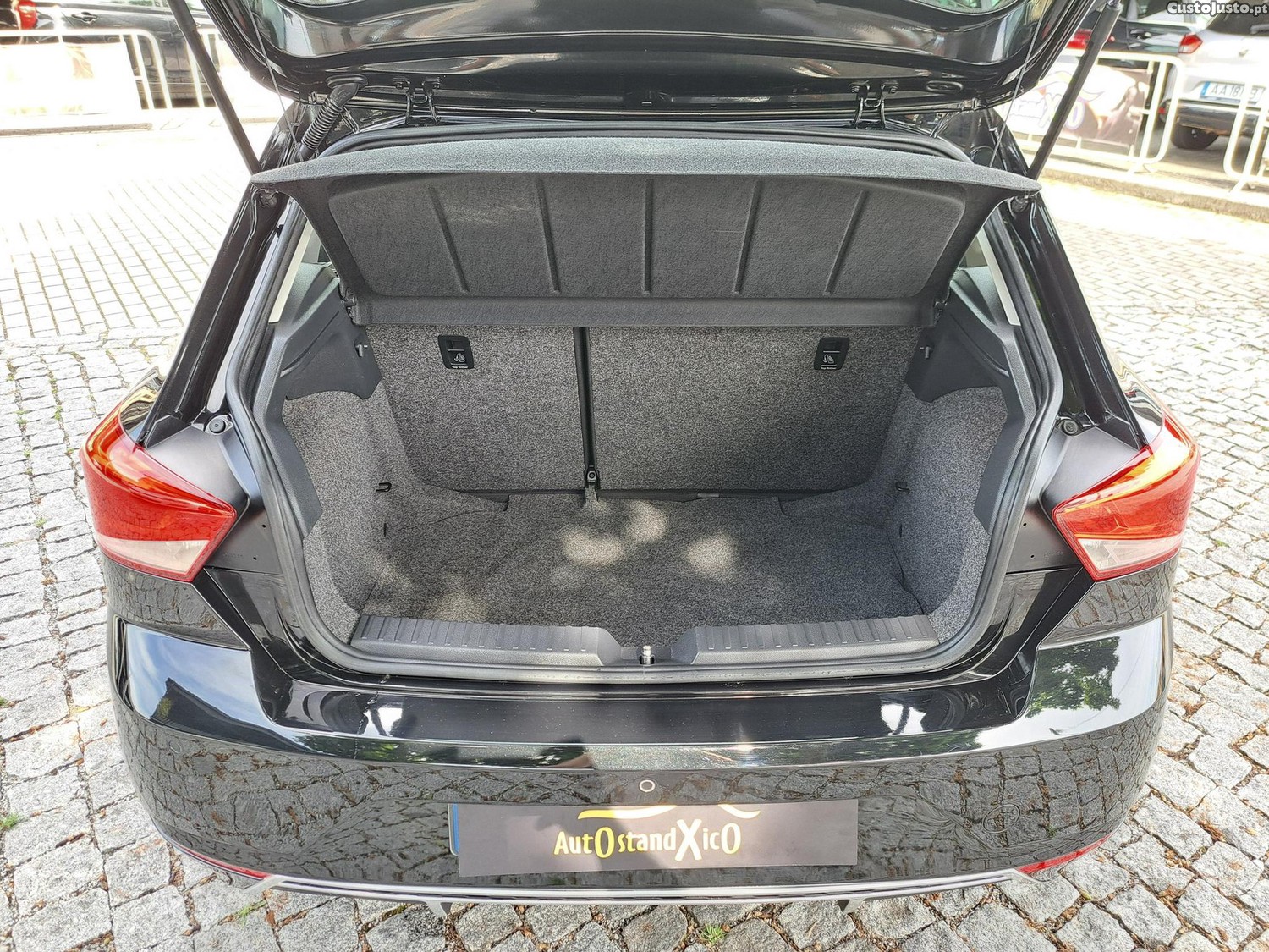 SEAT Ibiza 1.0 TSI Reference — fotografia 10