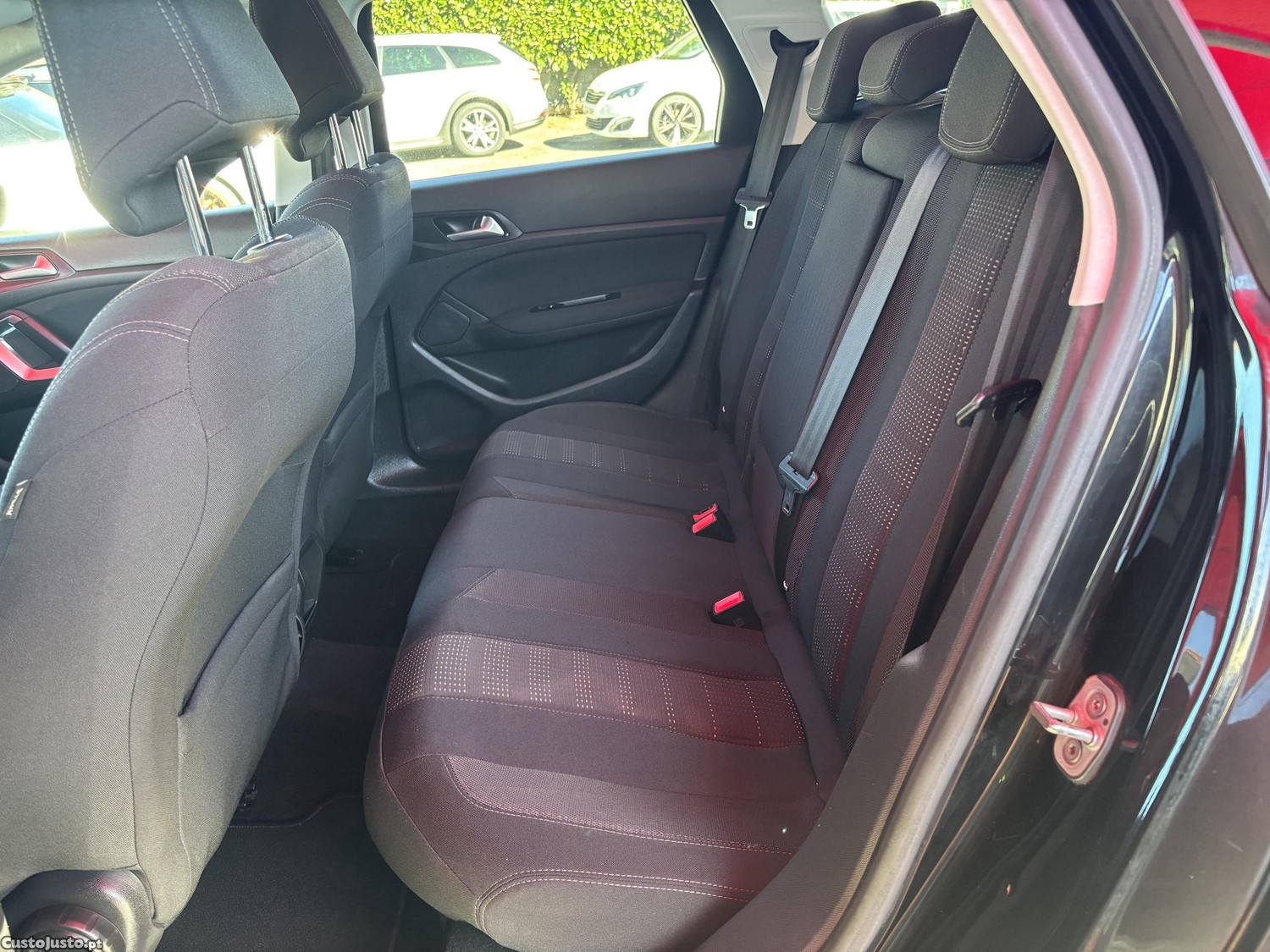 Peugeot 308 Active — photo 5