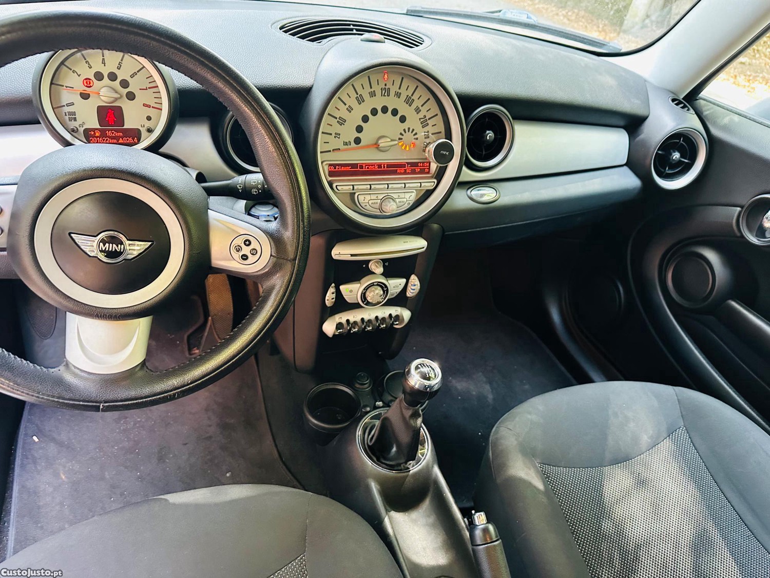 MINI Cooper One — fotografia 3