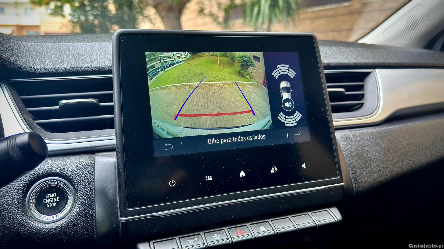 Renault Captur 1.0 TCe Techno — fotografia 3