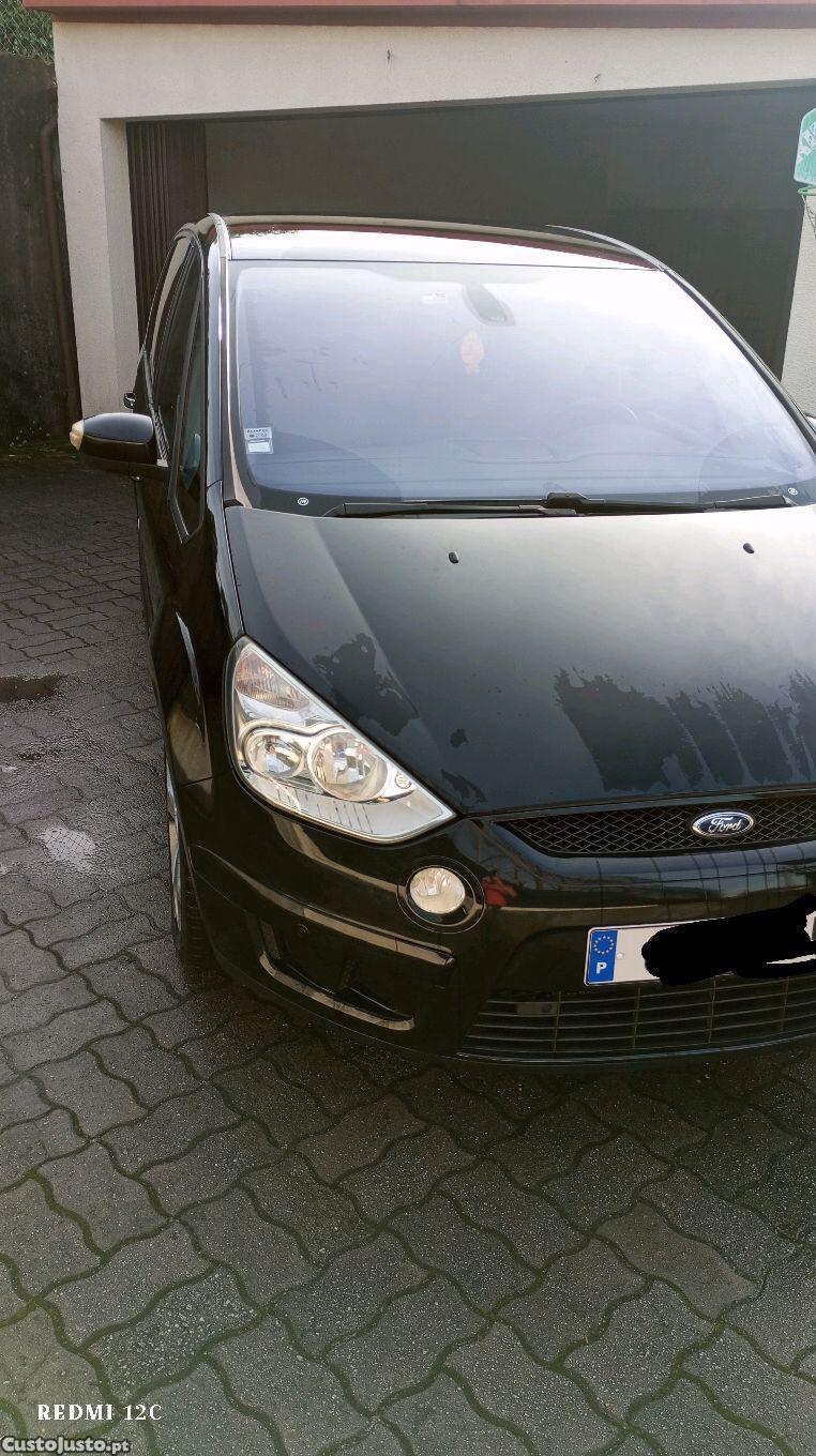 Ford S-Max Titanium — fotografia 4