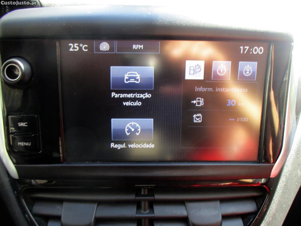 Peugeot 208 1.2 VTi Style — fotografia 8