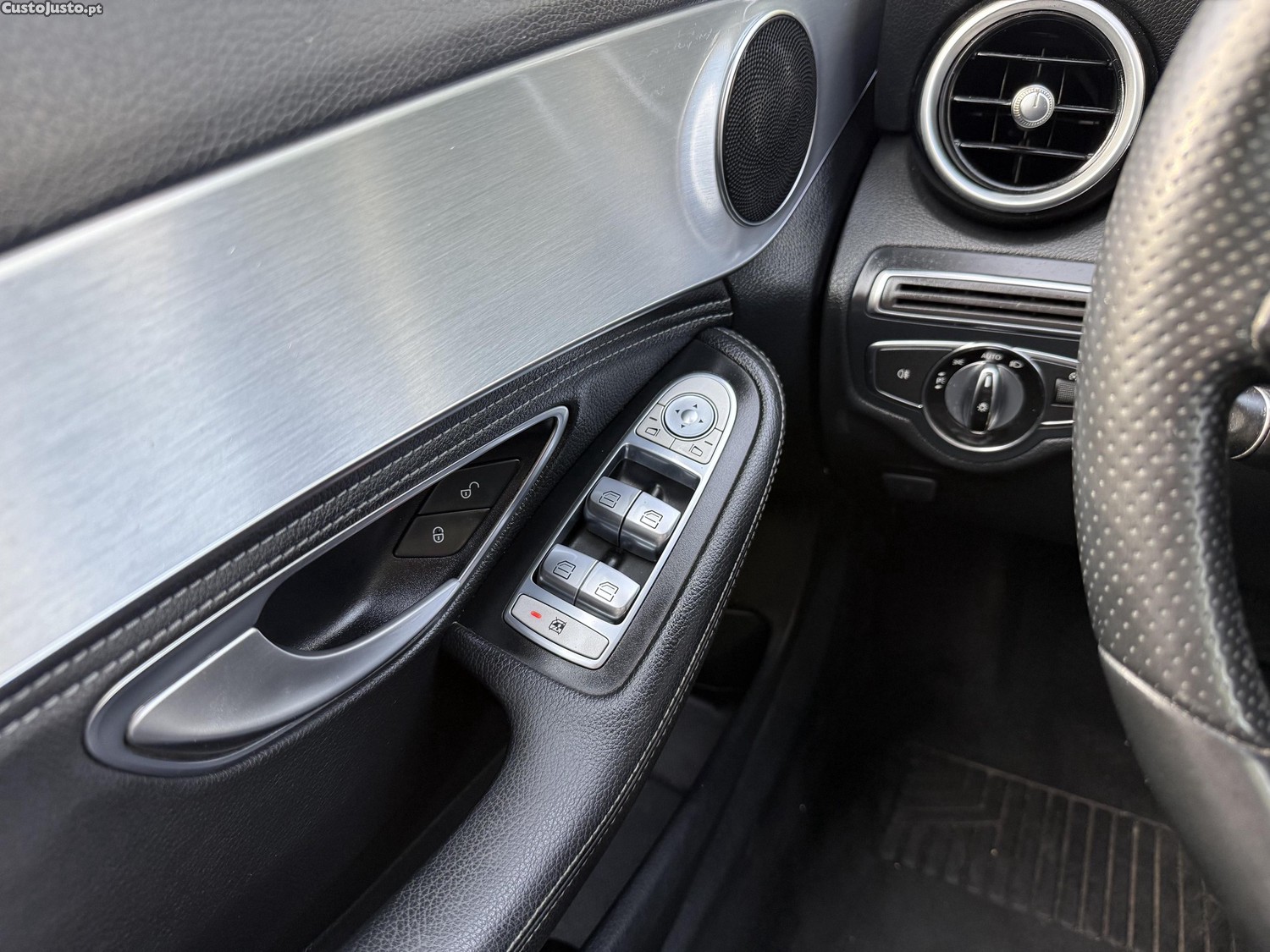 Mercedes-Benz C 180 BlueTec Auto — fotografia 5