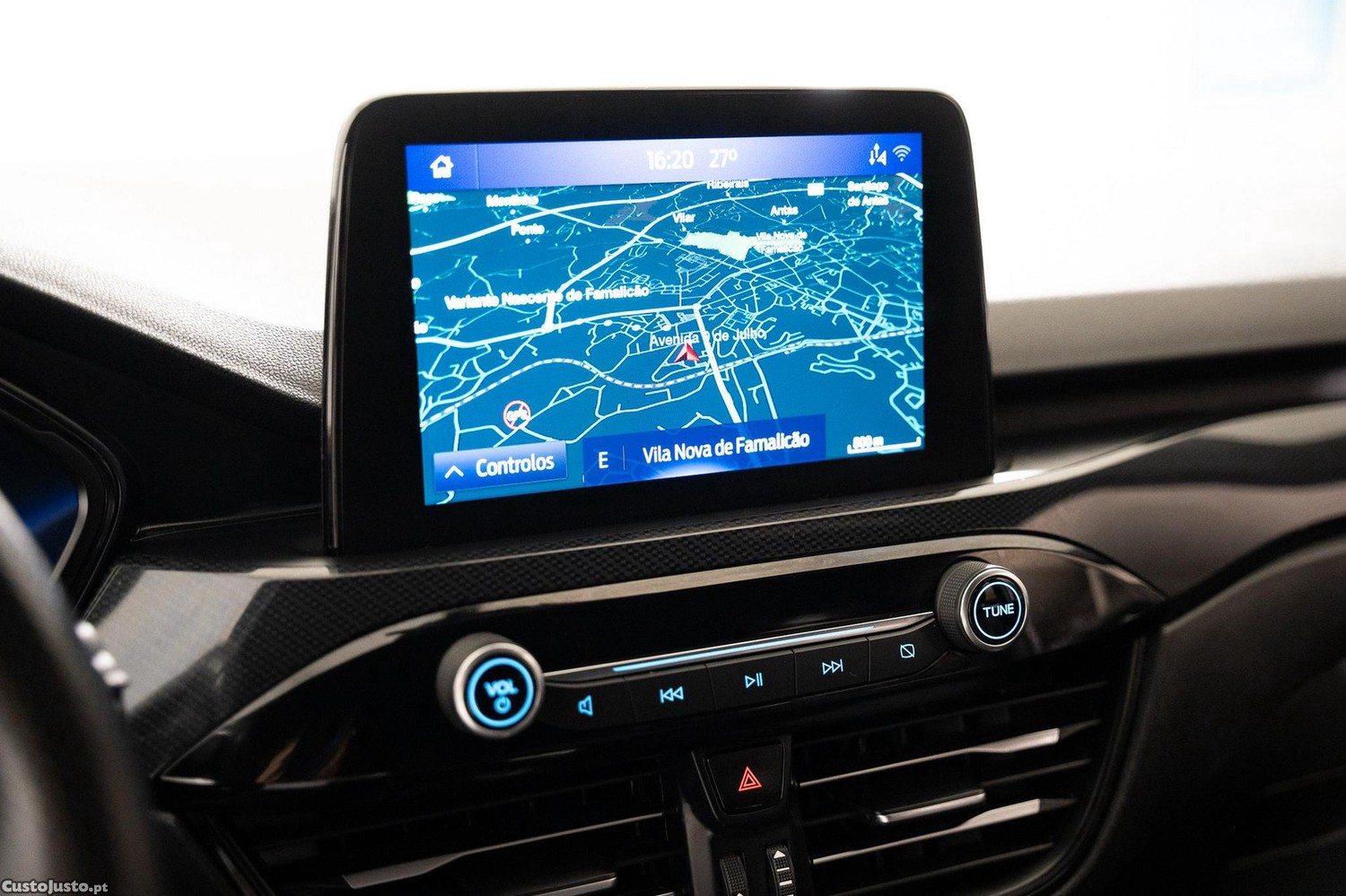Ford Kuga 1.5 EcoBoost Titanium — fotografia 10