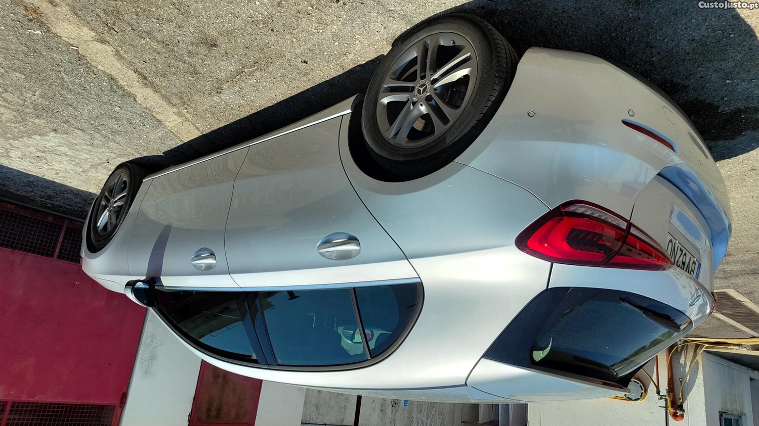Mercedes-Benz A 180 180 D — fotografia 2