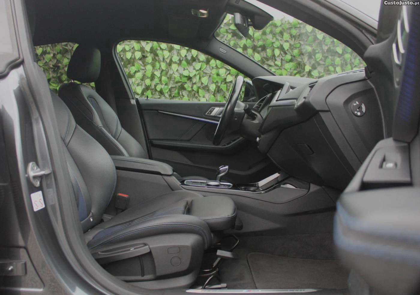 BMW 216 Pack M - 21 foto 5