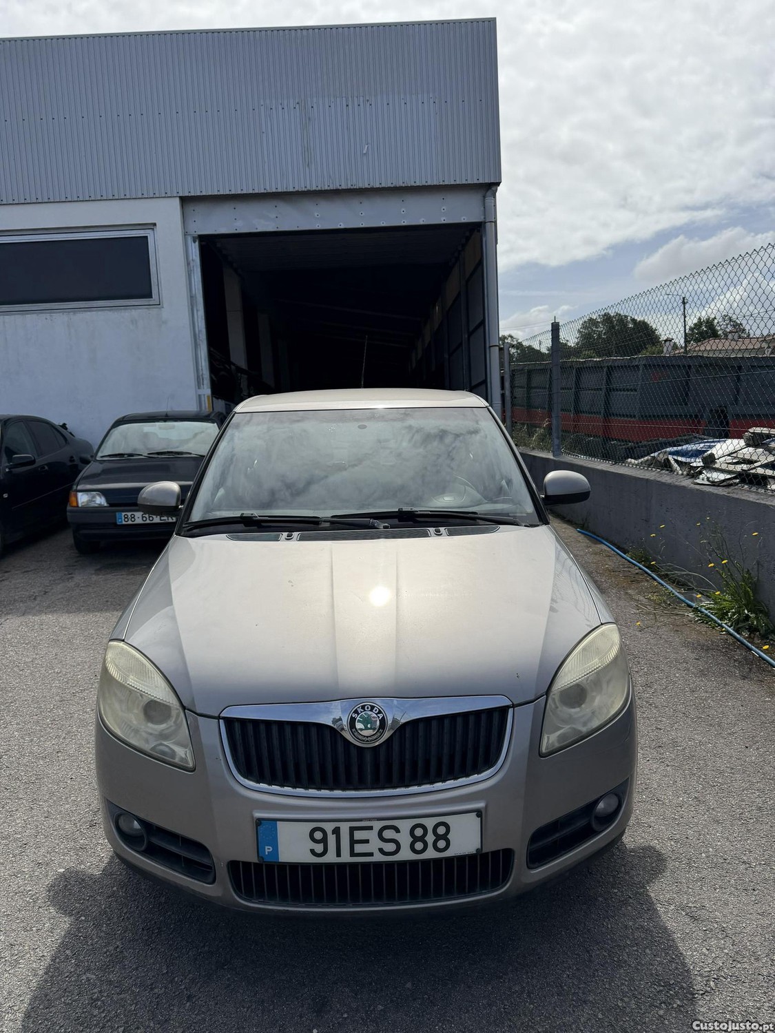 Skoda Fabia 1.2i 70CV — fotografia 12