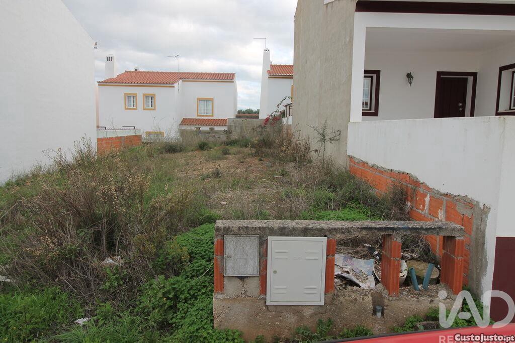 Terreno para construção em Nossa Senhora da Conceição e São Bartolomeu de 211,00 m²