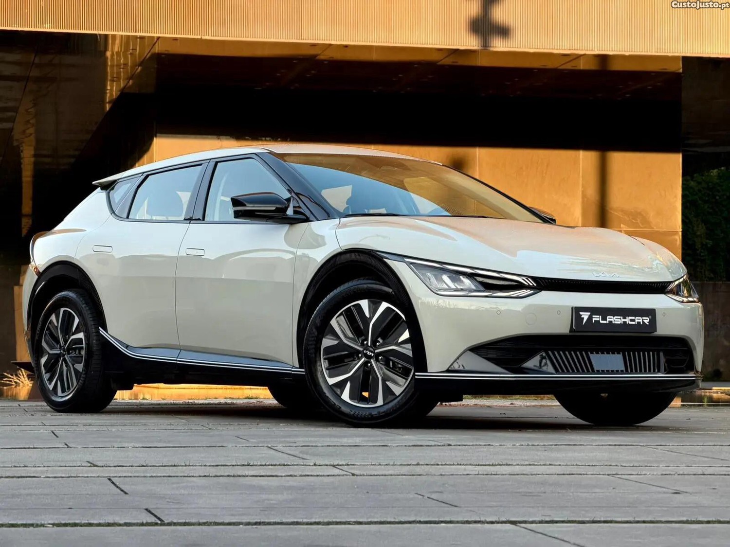 Kia EV6 Tech — fotografia 14