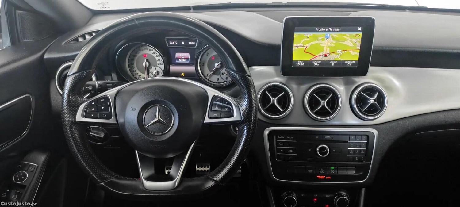 Mercedes-Benz CLA 180 d Shooting Brake AMG Line — fotografia 23