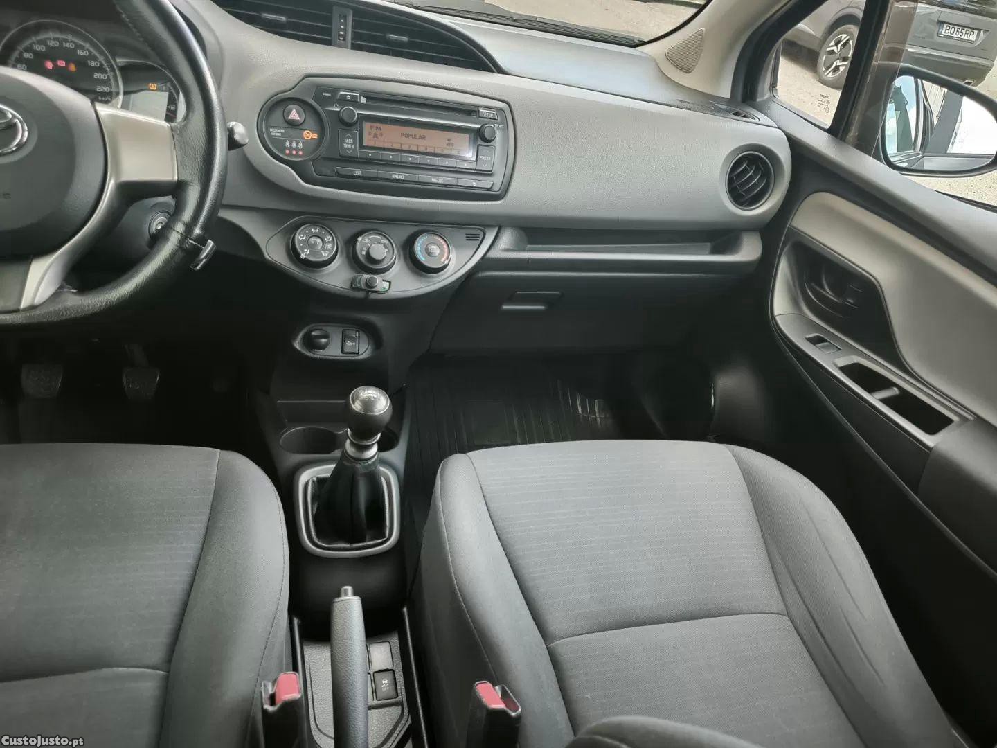 Toyota Yaris 1.4 d-4d active+ac — fotografia 5