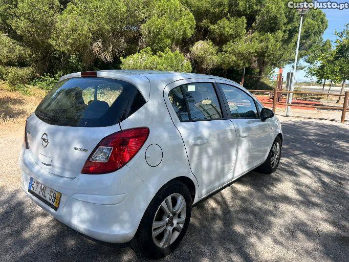 Opel Corsa 1.3 CDTI — fotografia 4