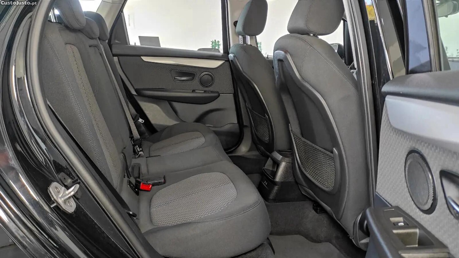 BMW 216 Active Tourer d Advantage — fotografia 12