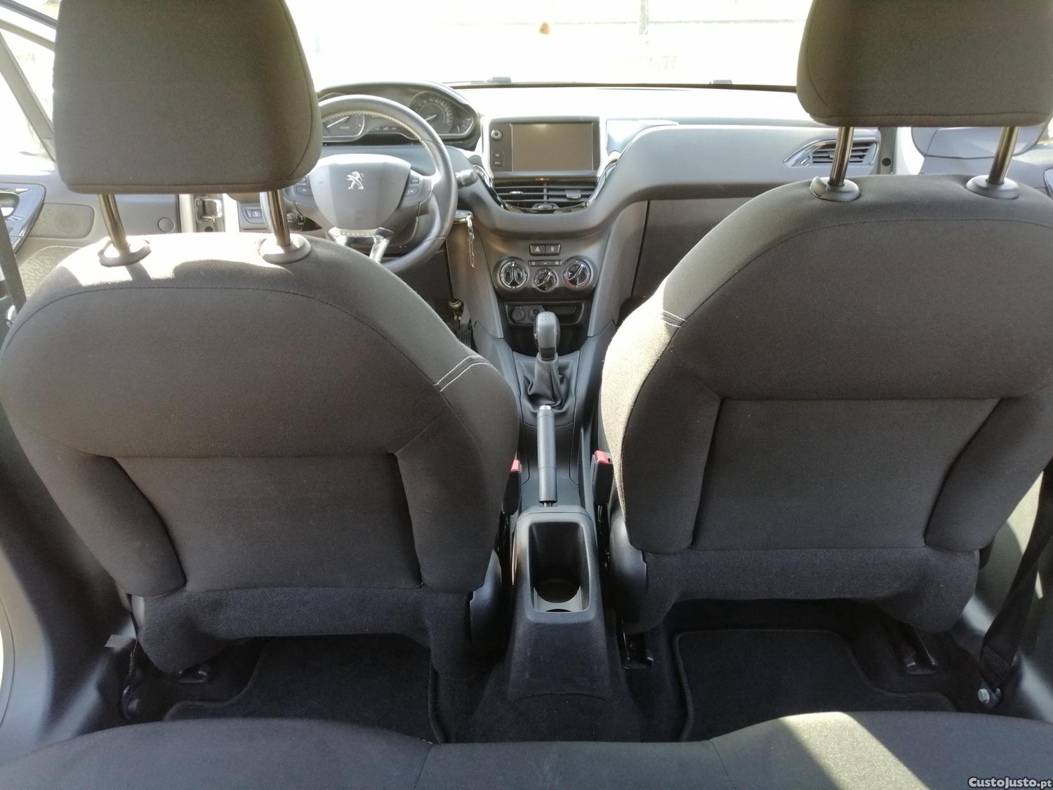 Peugeot 208 Active — fotografia 6