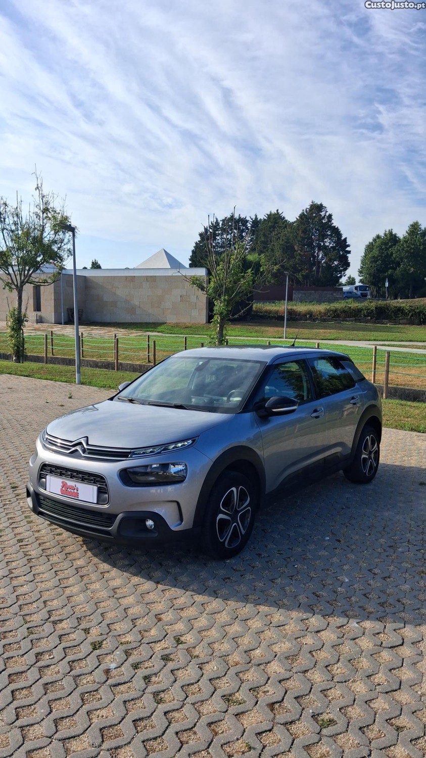 Citroën C4 Cactus 1.2 PureTech 110 Feel — fotografia 9