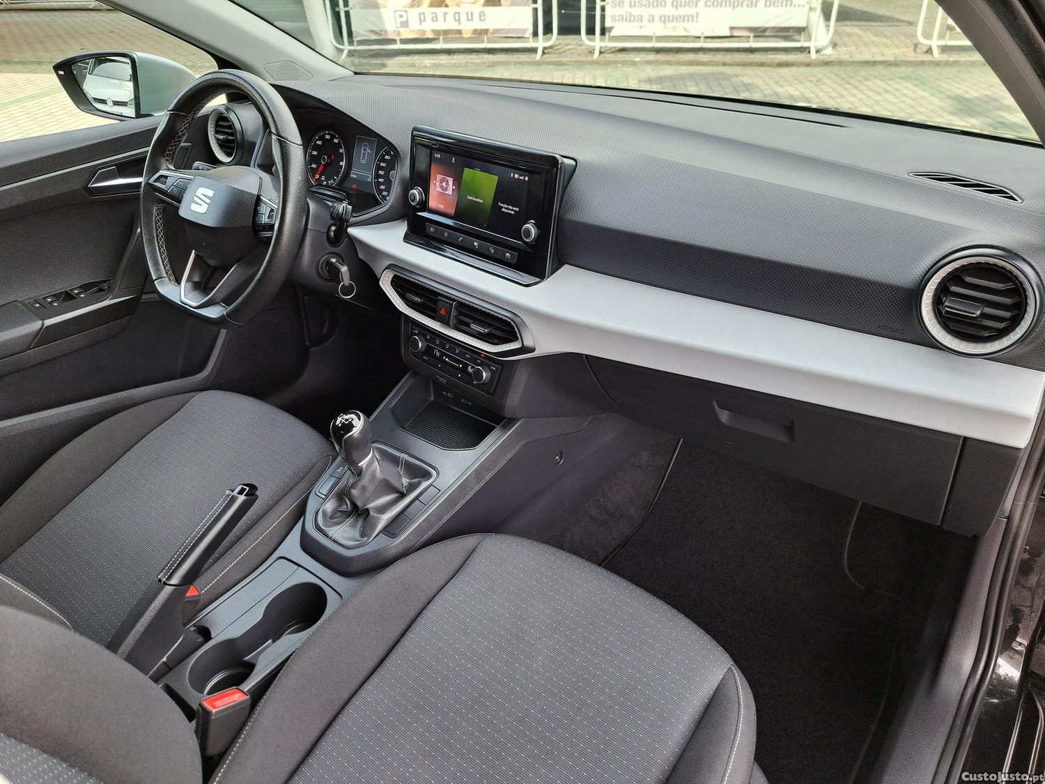 SEAT Ibiza 1.0 TSI Reference — fotografia 8