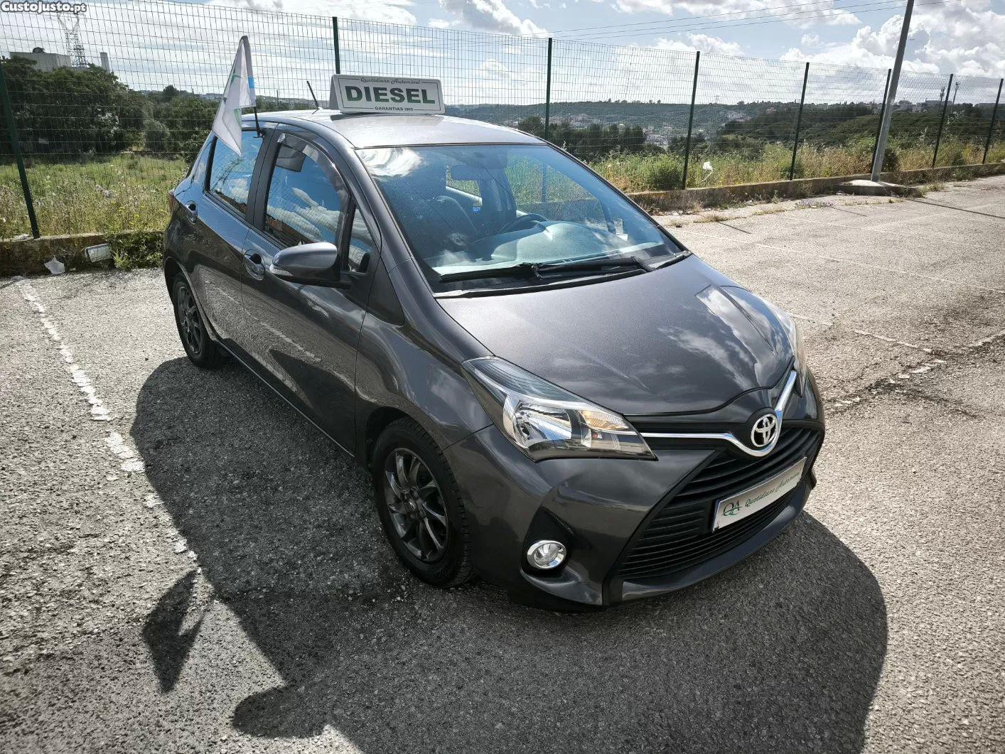 Toyota Yaris 1.4 d-4d active+ac — fotografia 23