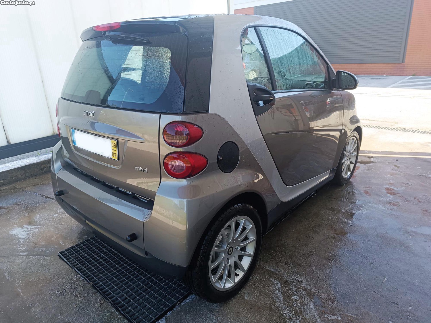 Smart Fortwo Passion 1.0 71cv Mhd — fotografia 2