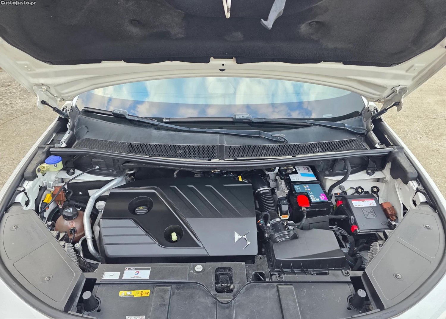 DS 7 7 Crossback 2.0 BlueHDi So Chic Opera EAT8 — fotografia 2