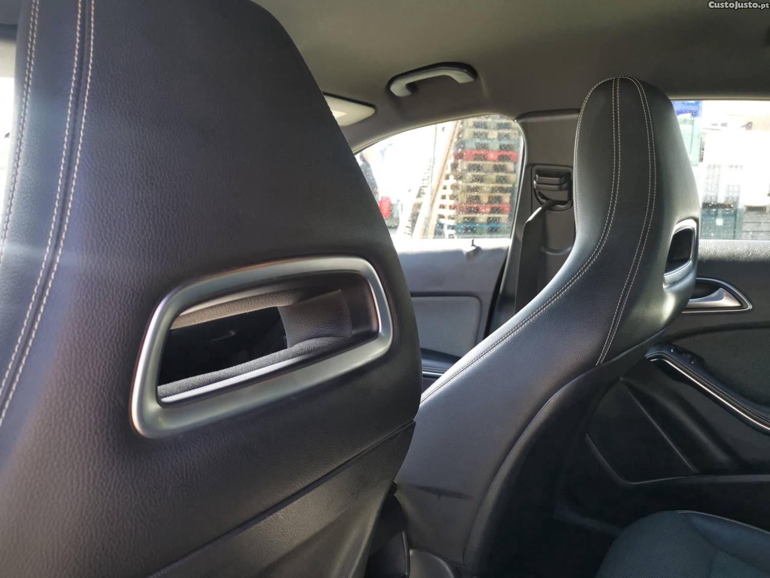 Mercedes-Benz A 180 Urban tem 112 000 km — photo 3