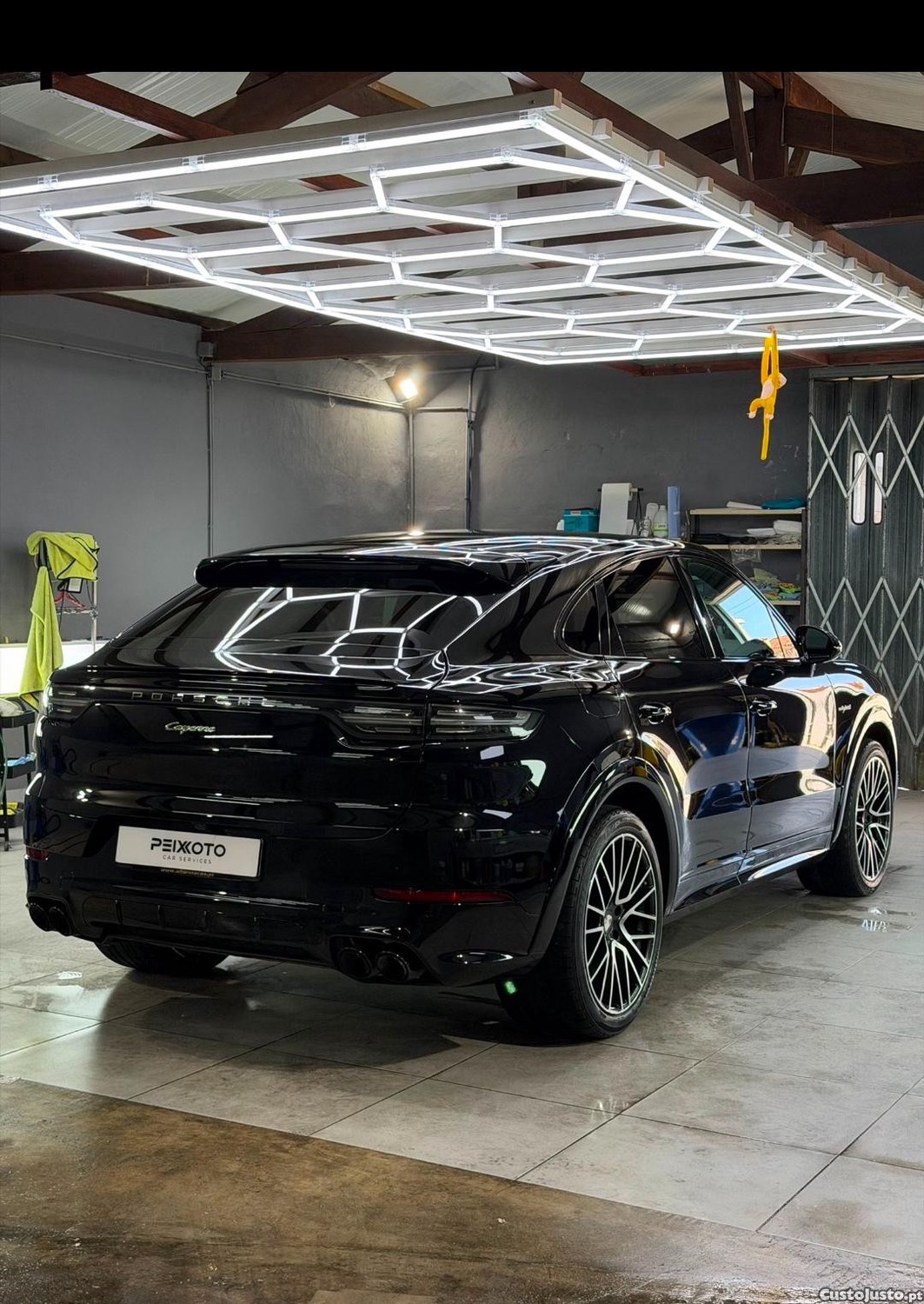 Porsche Cayenne E-Hybrid — fotografia 3