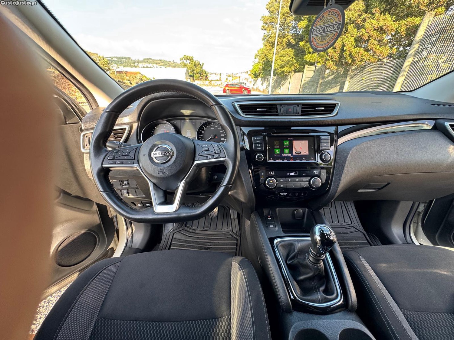 Nissan Qashqai SUV — fotografia 3
