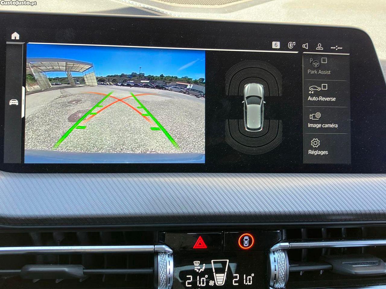 BMW 118 i Pack Desportivo M Auto — fotografia 10