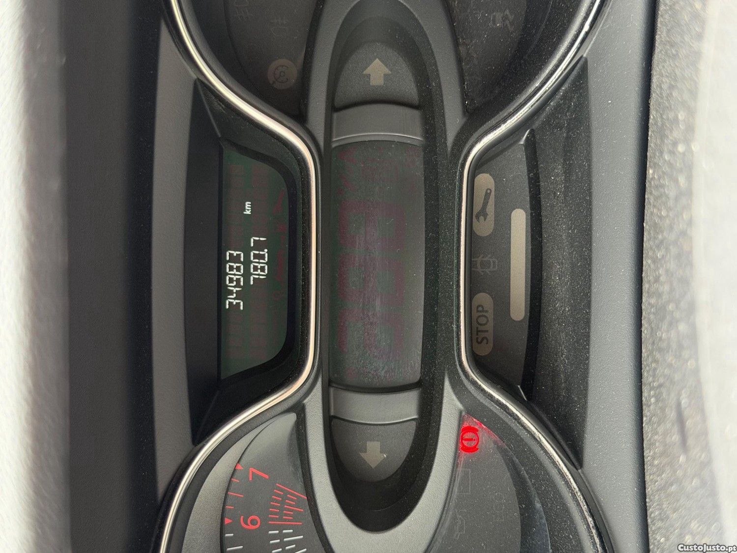 Renault Captur 1.0 TCe Exclusive — fotografia 9