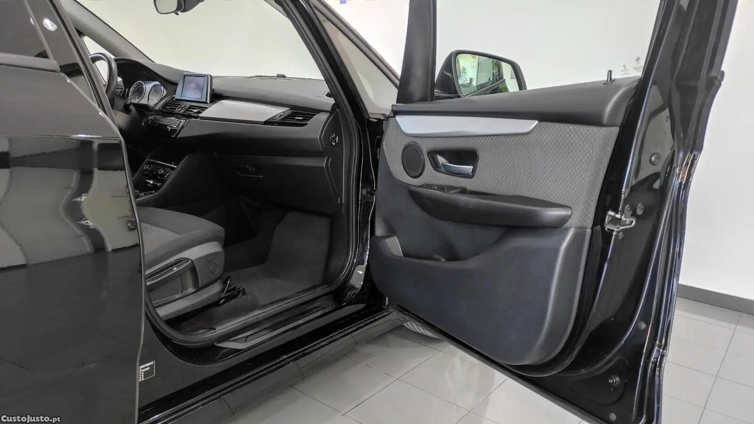 BMW 216 Active Tourer d Advantage — fotografia 11