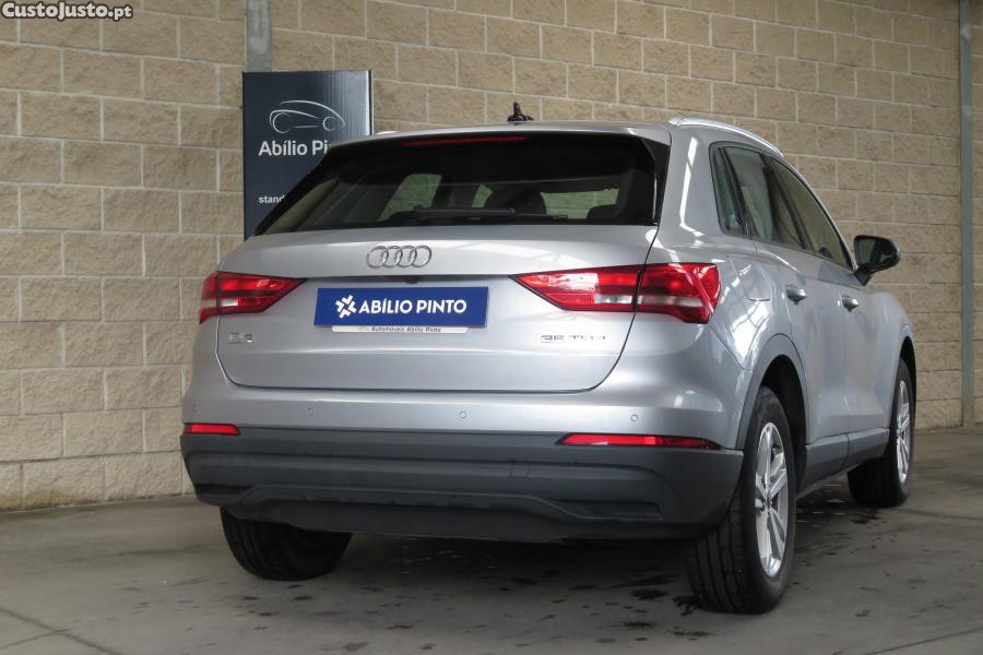 Audi Q3 35 TFSI Advanced — fotografia 3