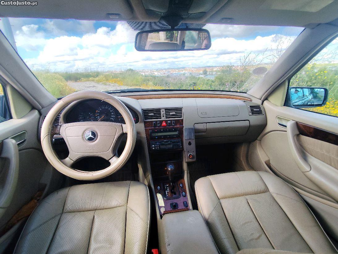 Mercedes-Benz C 220 avantgard — fotografia 5