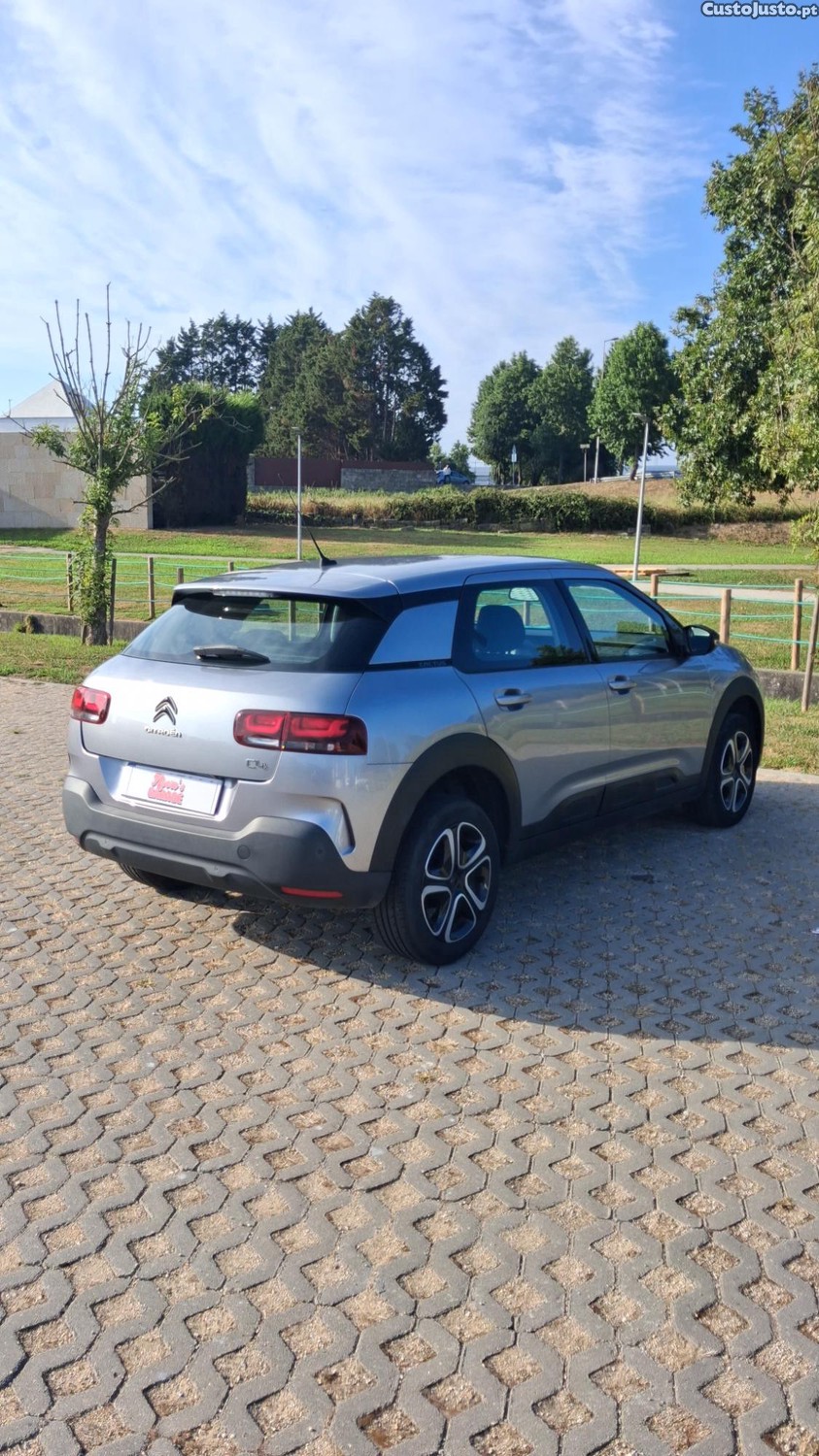 Citroën C4 Cactus 1.2 PureTech 110 Feel — fotografia 6
