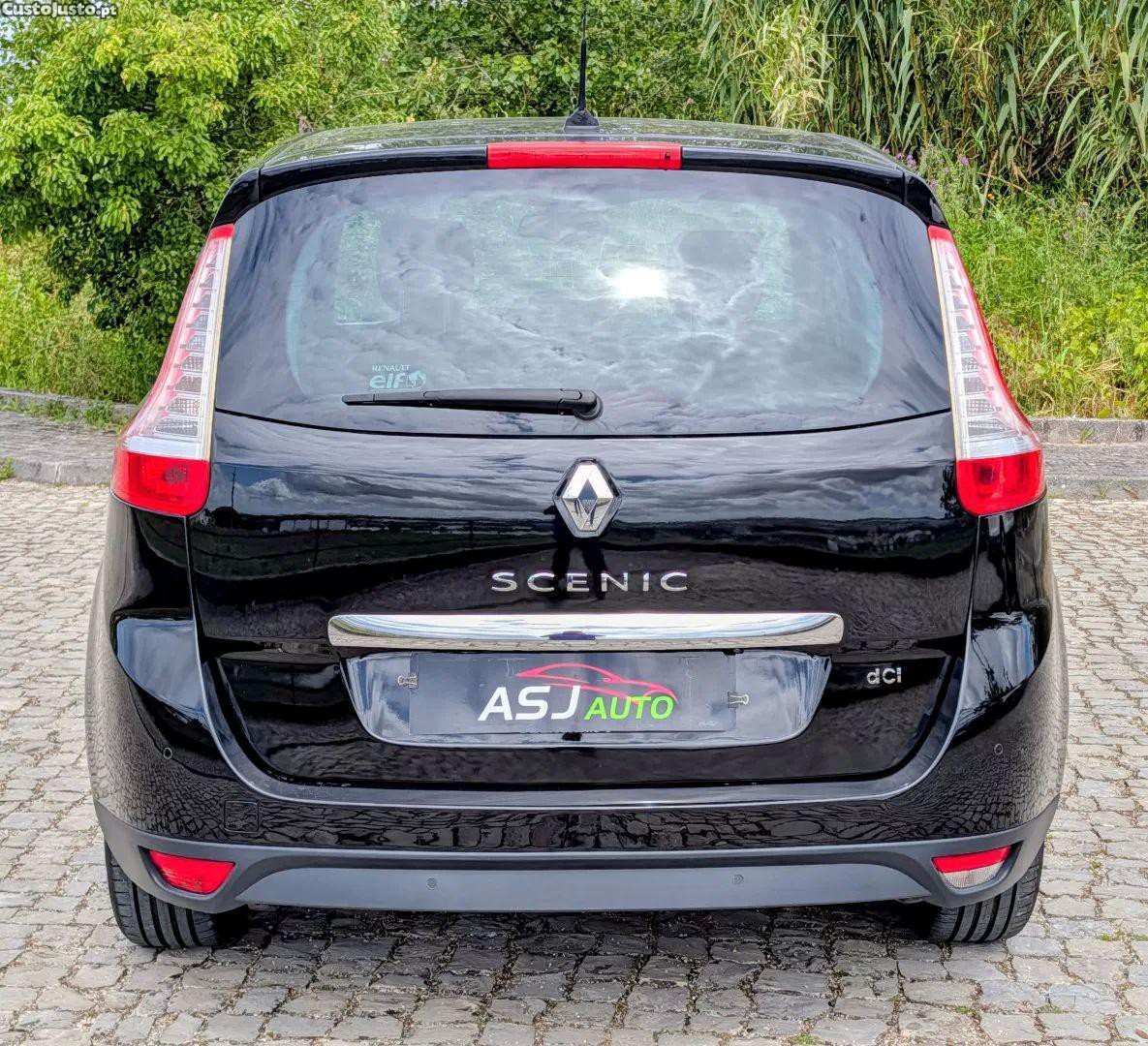 Renault Grand Scénic 1.5 dci bose edition 7l edc — fotografia 18