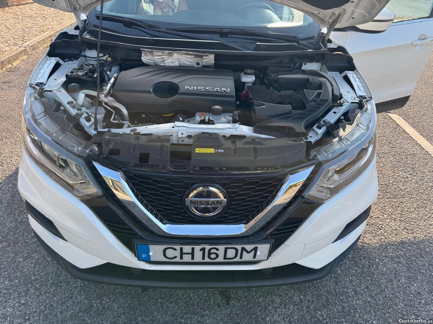 Nissan Qashqai SUV — fotografia 2