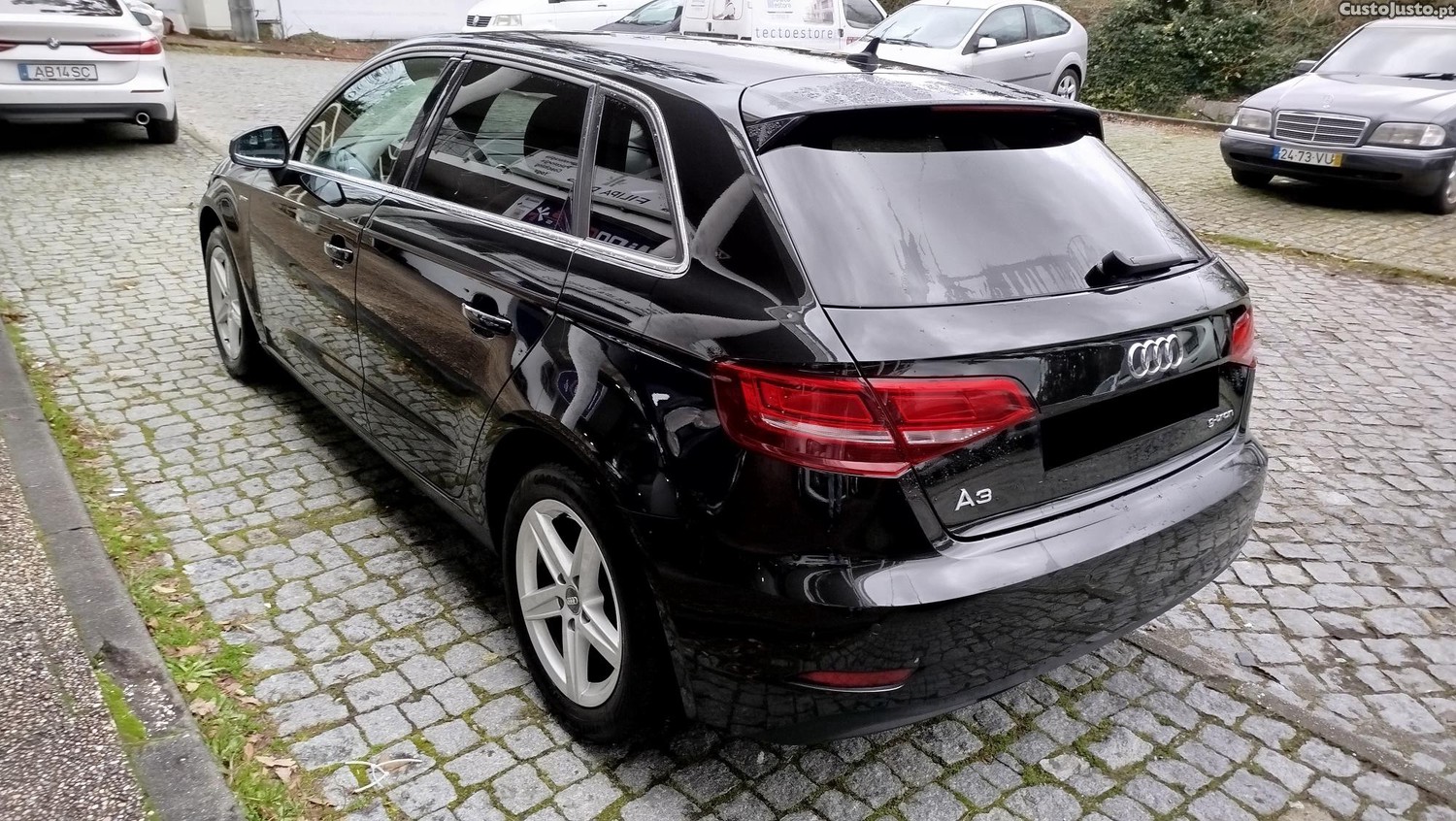 Audi A3 SportBack 1.4 TFSI g-tron Auto - 18 — photo 5