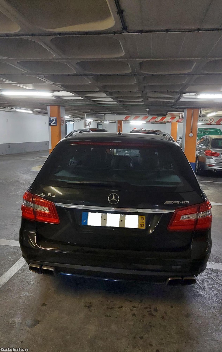 Mercedes-Benz E 63 AMG . — fotografia 5