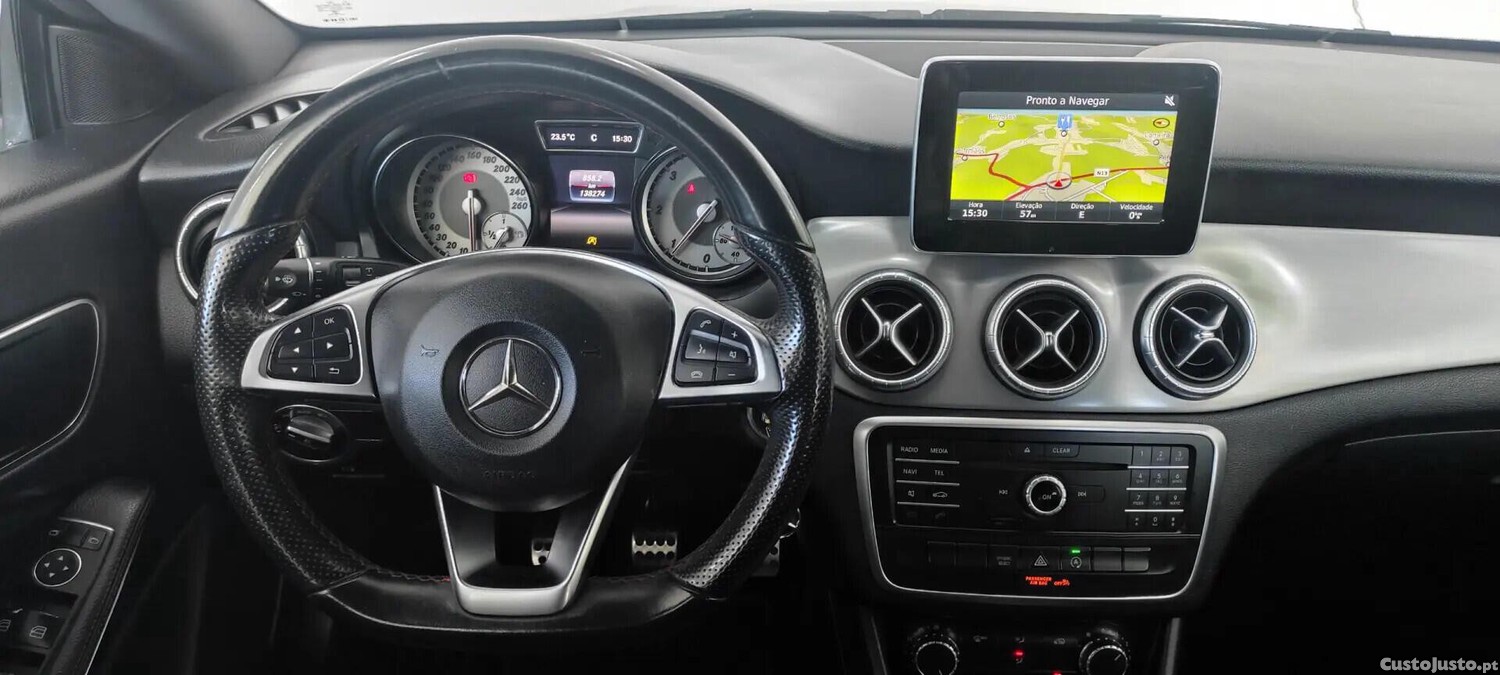 Mercedes-Benz CLA 180 d Shooting Brake AMG Line — fotografia 6